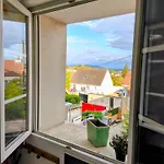 3 Gites- Le Roosevelt, Cote 204, Cote 204 Bis Дом отдыха Шато-Тьерри