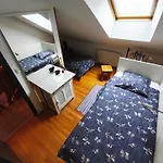 3 Gites- Le Roosevelt, Cote 204, Cote 204 Bis Дом отдыха Шато-Тьерри