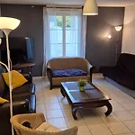 3 Gites- Le Roosevelt, Cote 204, Cote 204 Bis * Шато-Тьерри