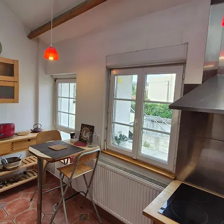 3 Gites- Le Roosevelt, Cote 204, Cote 204 Bis Шато-Тьерри